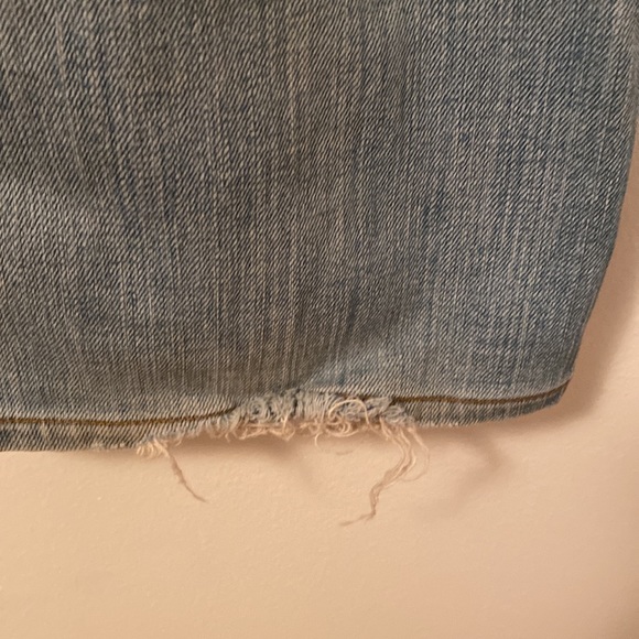 Gently Worn Women’s Size 4 Distressed Banana Republic Denim Jeans - Picture 12 of 15